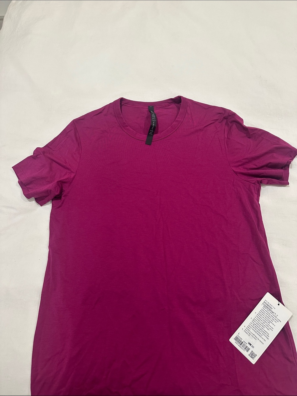 Lululemon T shirt Fundamental